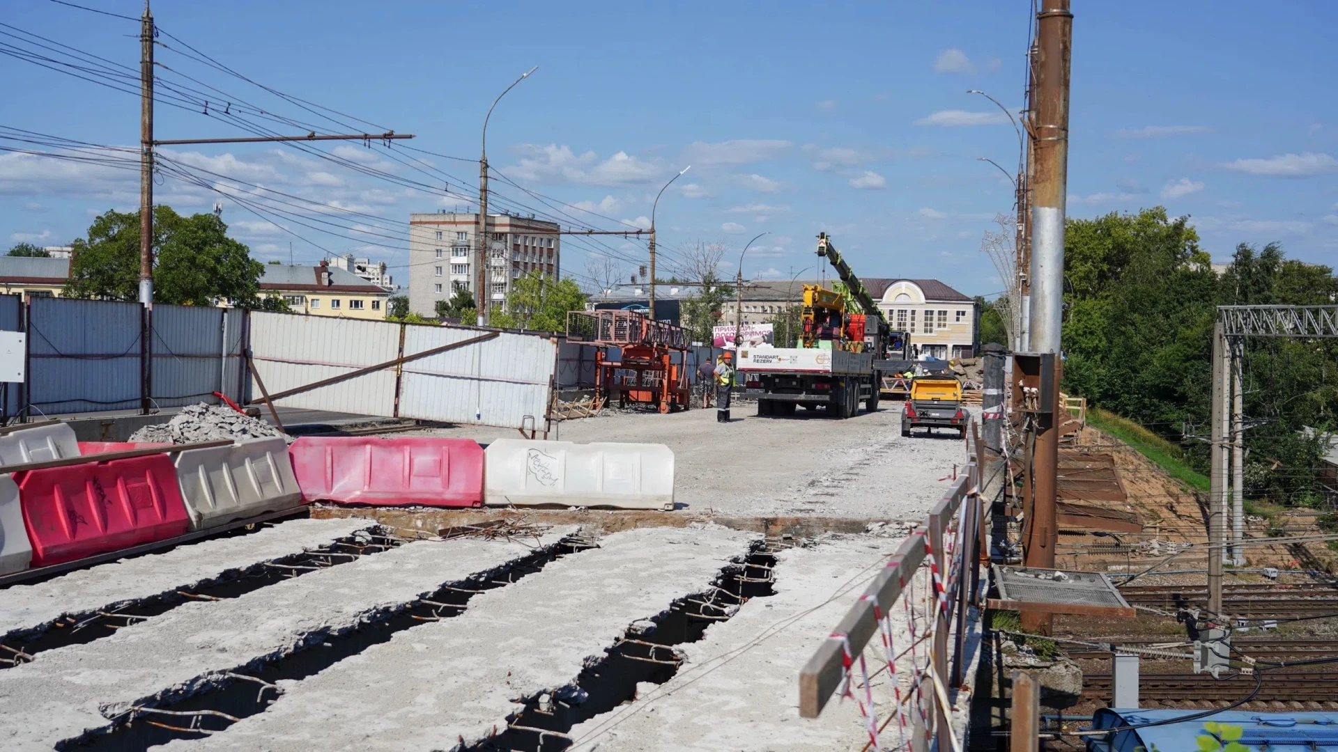 Более 70 километров дорог и мостов уже отремонтировали на Вологодчине