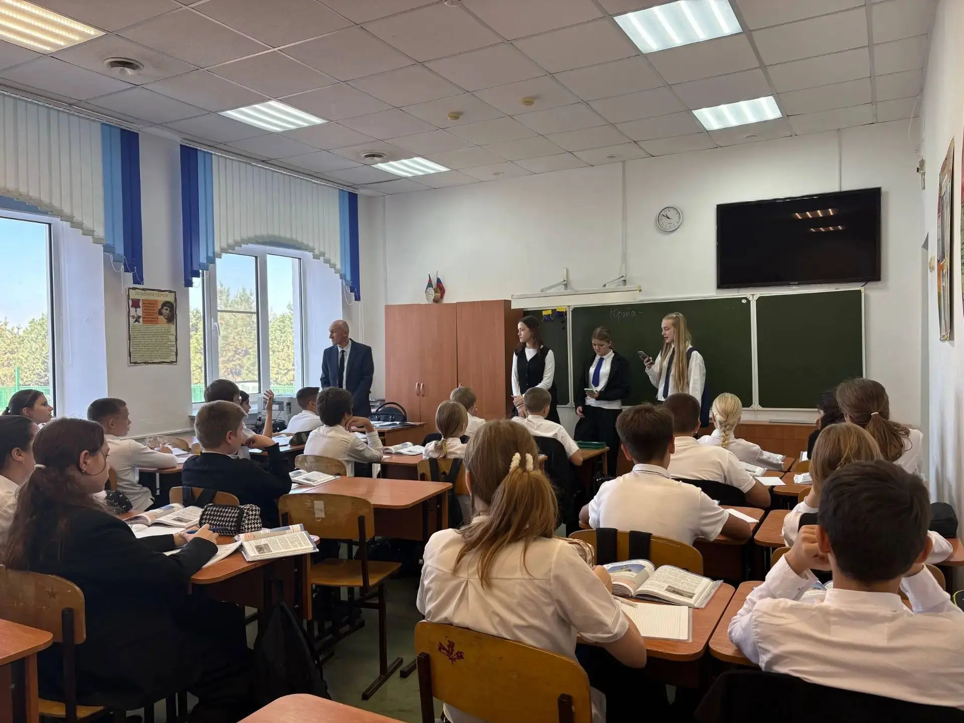 🇷🇺На этой неделе в нашей школе стартовал ключевой этап ученического самоуправления — ...