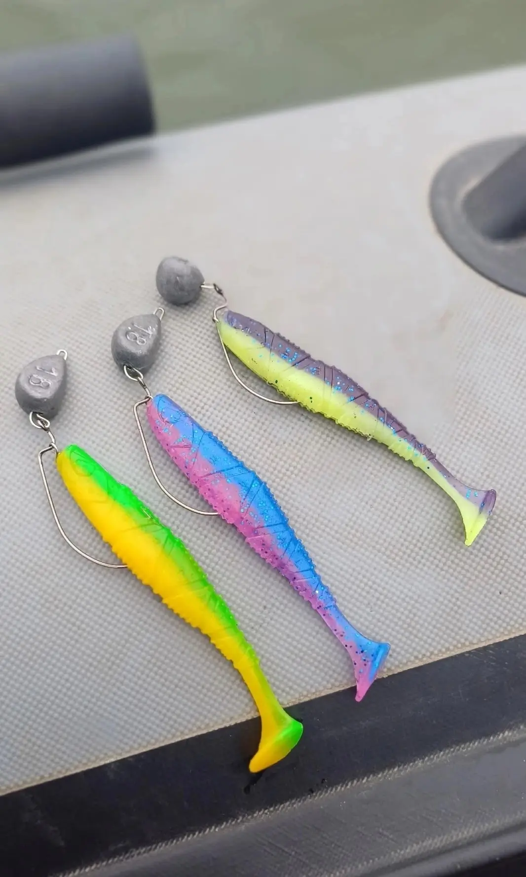 🎣Рыбалка была трудовая, с одиночными рыбами и нудным перебором приманок.