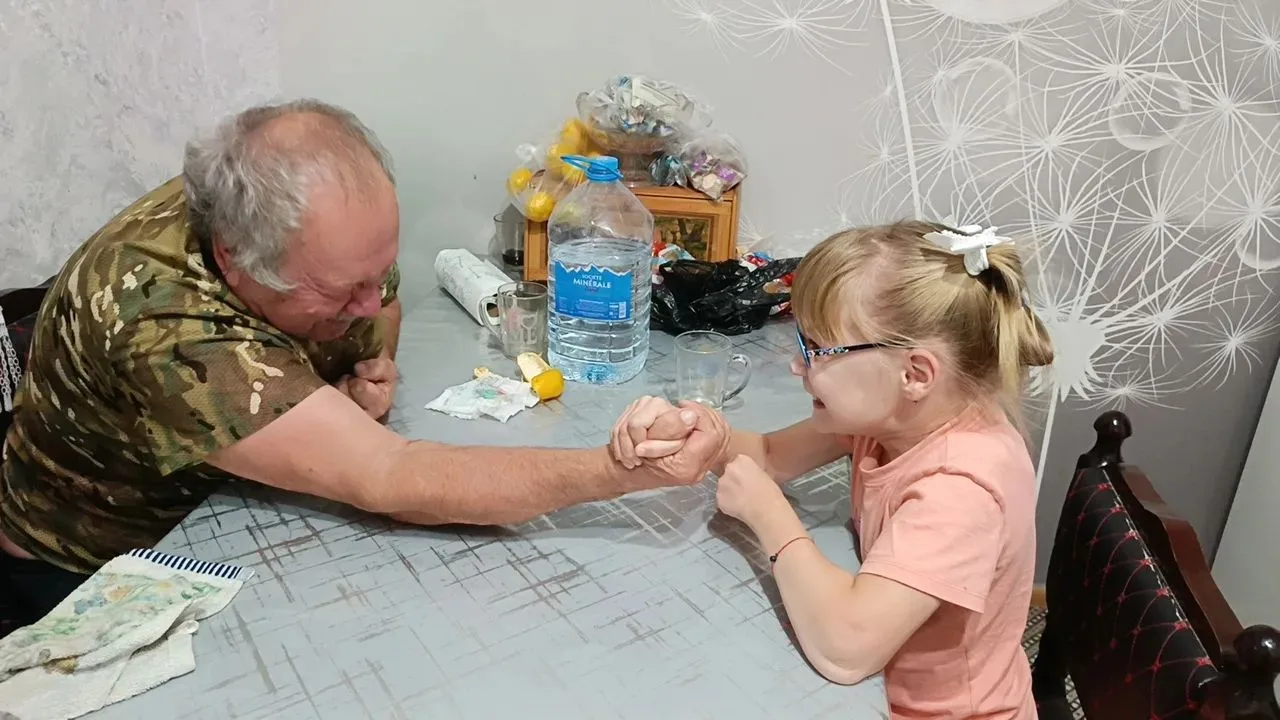 Наша общая традиция: с любовью к дедушке Леше ❤️