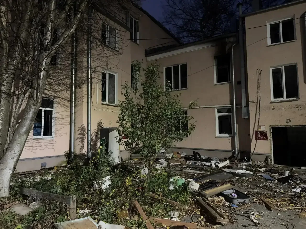 Гетто прямо у Белоусовского парка