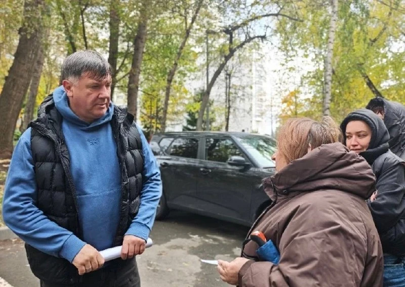 🏠 Варшавское шоссе: жители потребовали порядка в подъездах