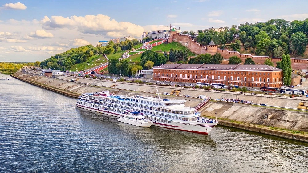 🛳️🌊 Речной круиз на школьные каникулы ❗️