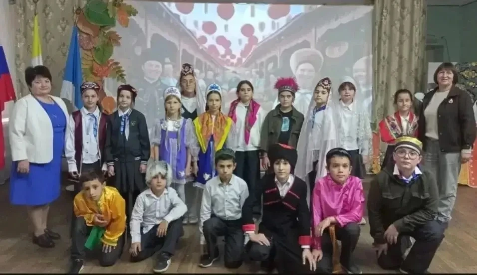 В рамках Года единства народов России в клубе межнациональной дружбы «Радуга» Чернолесс...