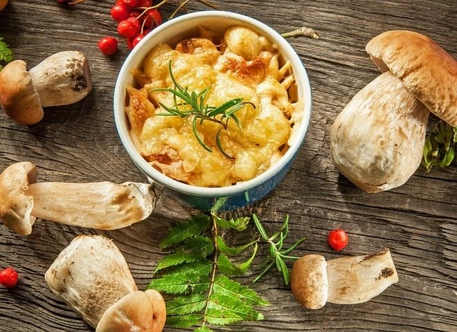 Жульен с курицей и грибами