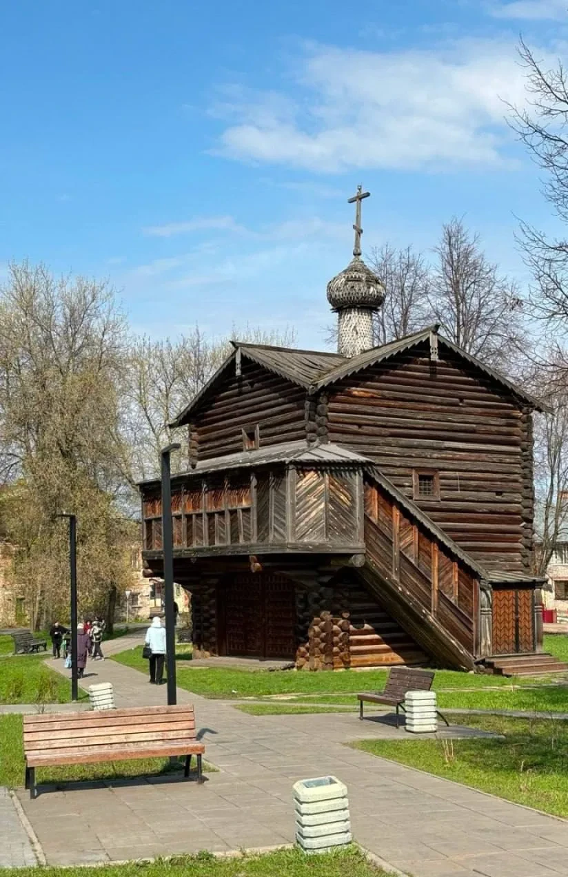 ⚡ Спасают памятник XVI века