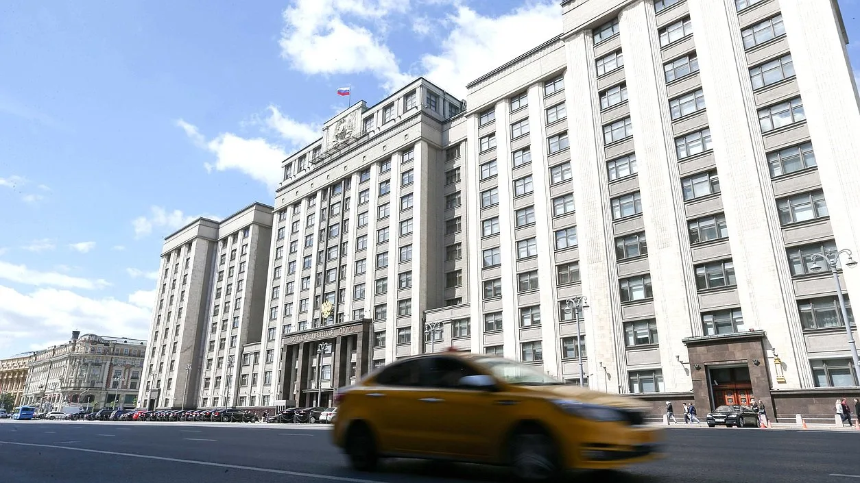 В Госдуме хотят ввести временную регистрацию во всех нежилых помещениях