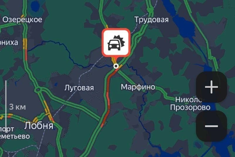 В Мытищах на Дмитровском шоссе зафиксировано несколько ДТП. Днем на 40-м километре трас...