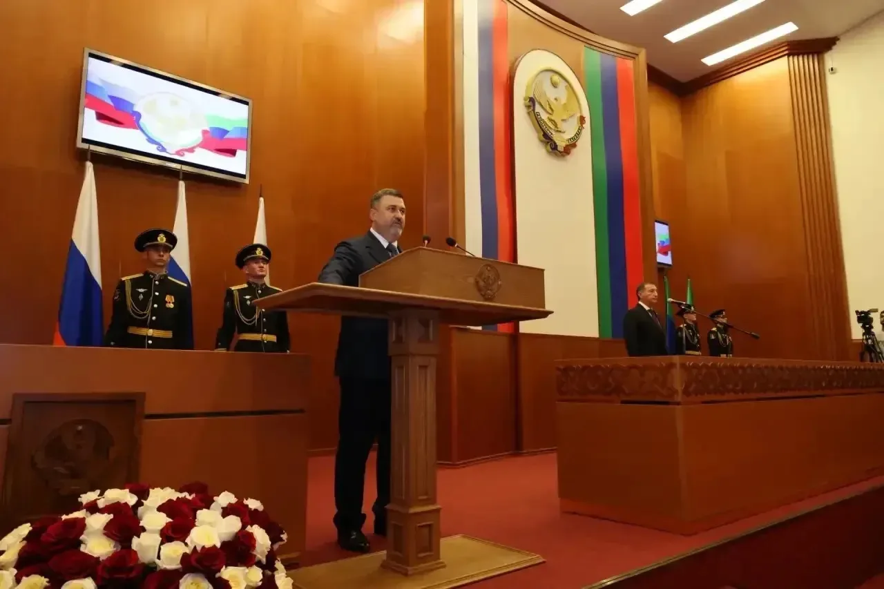 Сегодня на второй сессии Народного Собрания депутаты избрали Федора Щукина Главой Дагес...