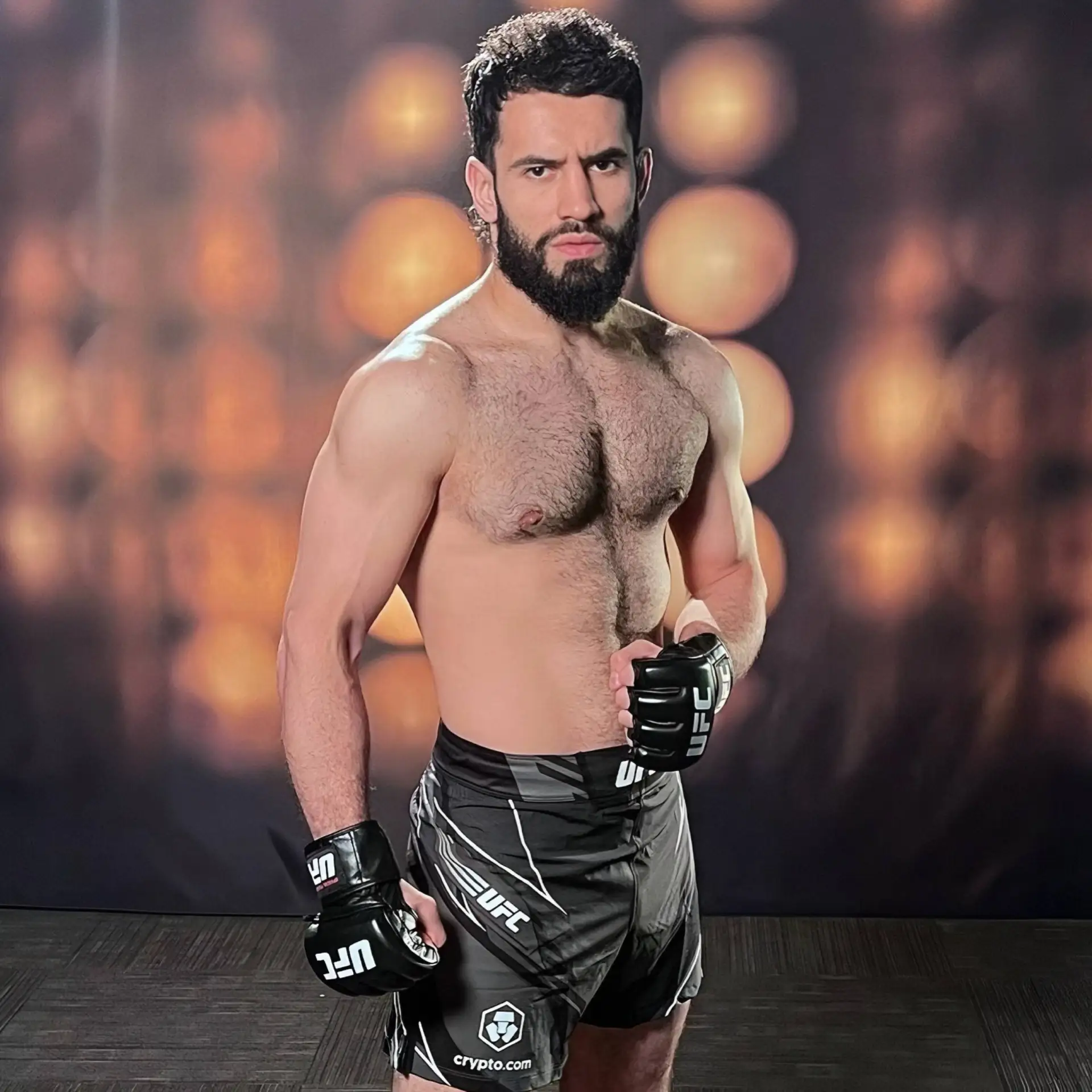 Мухаммад Наимов уволен из UFC (промоушен смешанных единоборств).