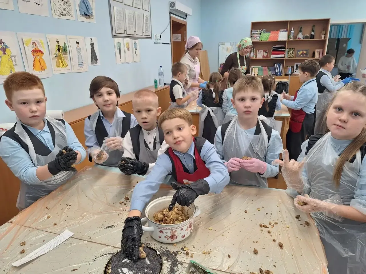 🍰 Сладкие мастер-классы: готовим пирожное «Картошка»!
