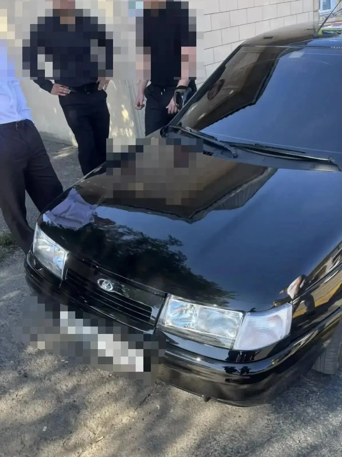 Участников свадебного кортежа оштрафовали за тонировку и непристёгнутые ремни в станице...
