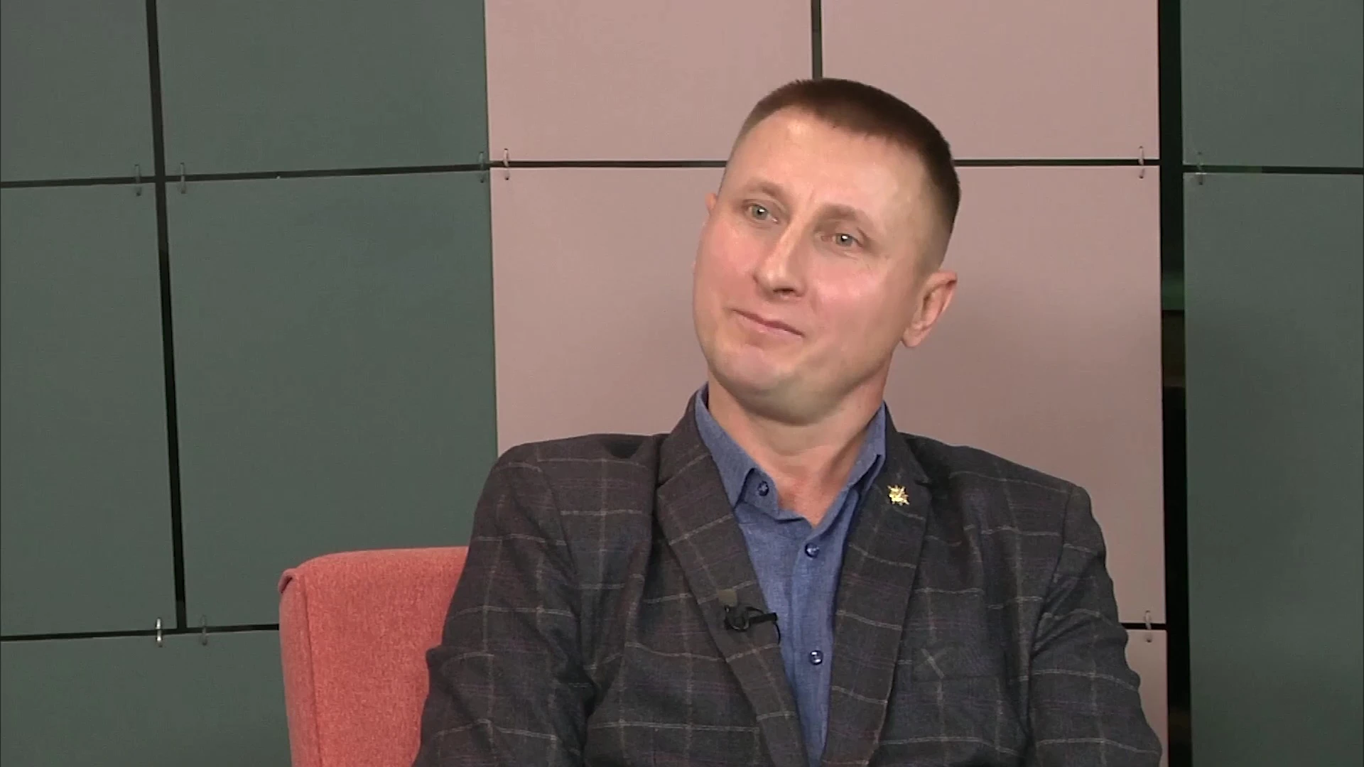 Вдохновлённый жизнью! В студии программы «Утро» побывал новокузнецкий поэт Пётр Танков....
