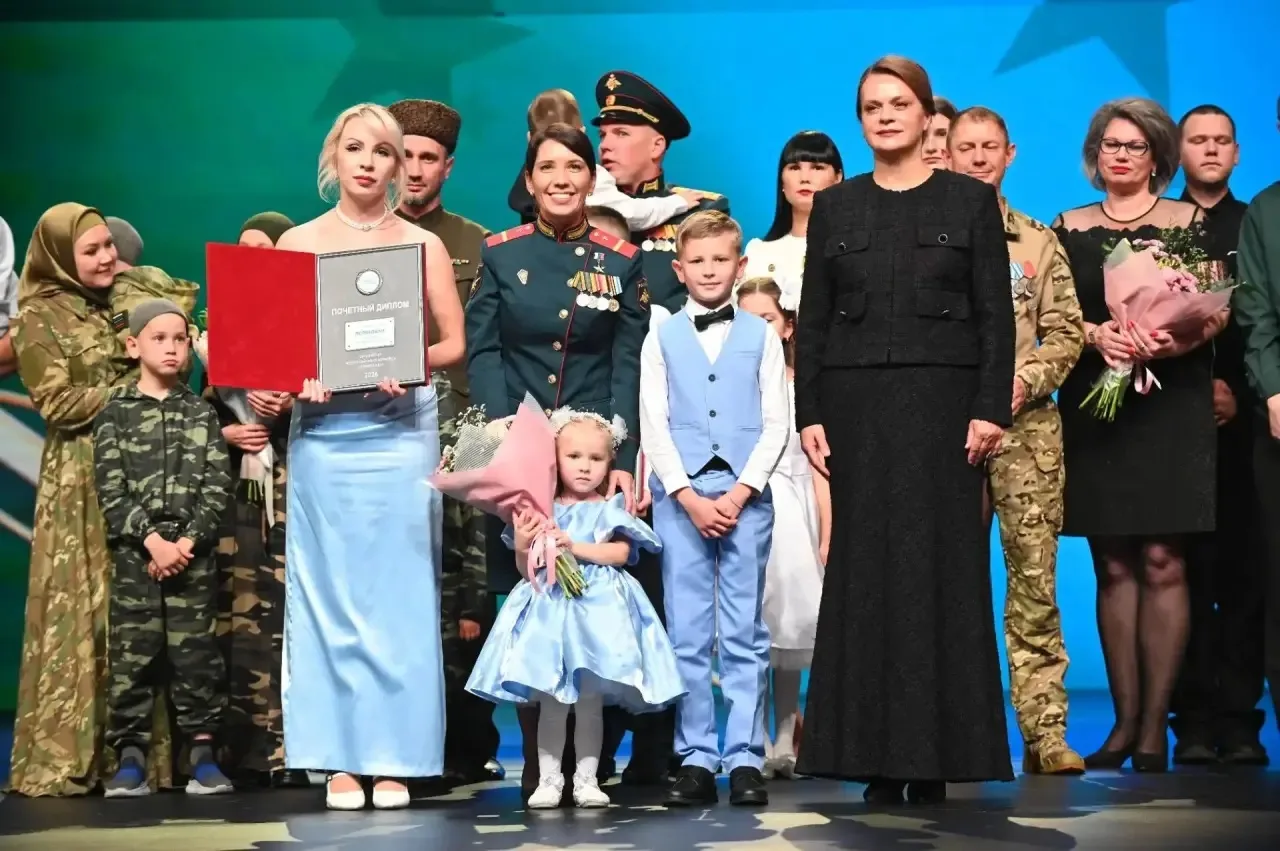 Наша семья Поляковых победила в номинации «Семья защитника Отечества» Всероссийского ко...