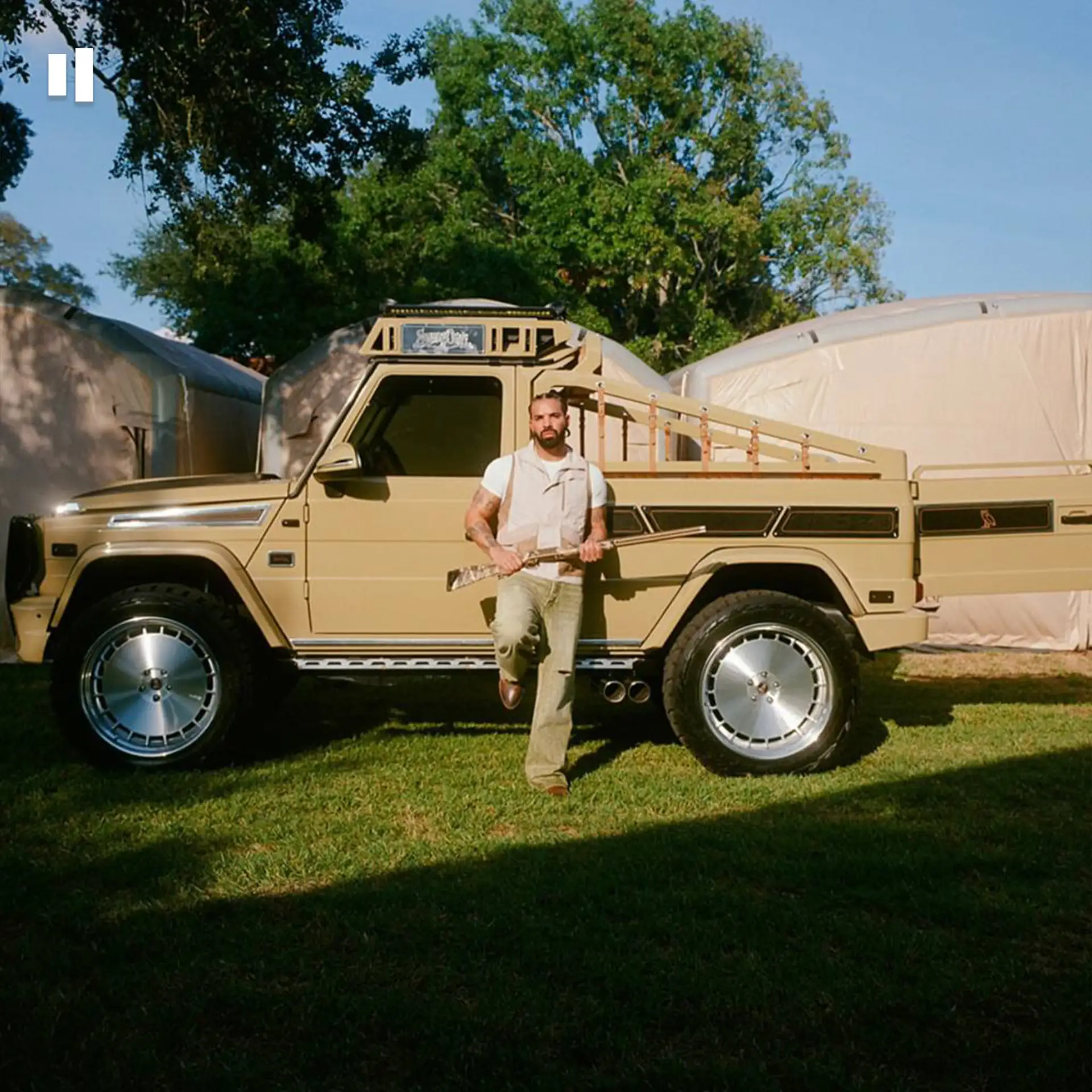Drake показал Mercedes-Benz G-Class в стиле сафари