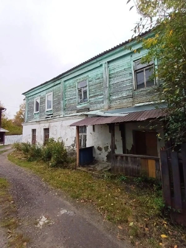 Суд обязал мэрию снести аварийный дом на Никитской