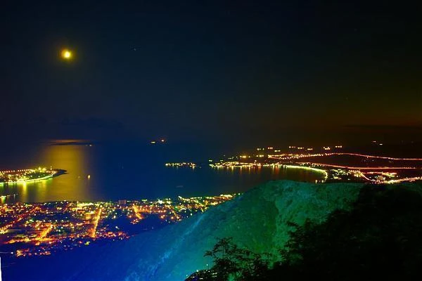 Доброй ночи, Геленджик и все, кто сейчас здесь и не только! 🌙