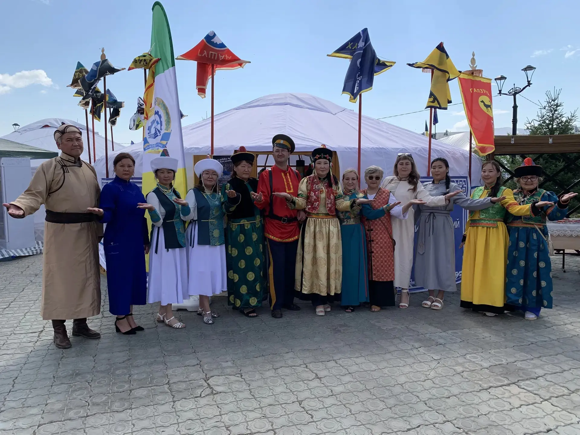 Дорогие наши  ветераны педагогического труда и педагоги!