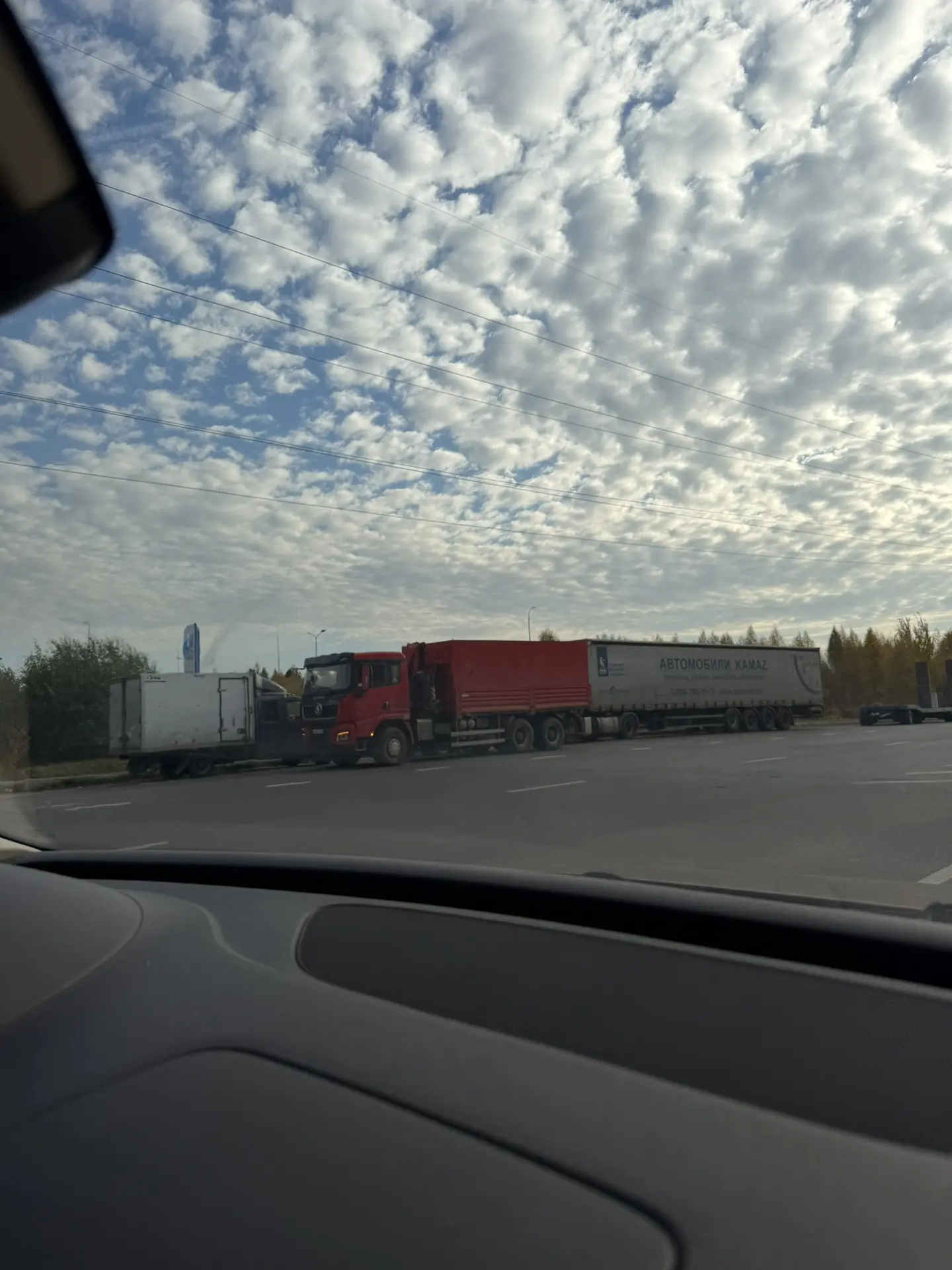 Сахарова Цветы бензин есть, очереди нет