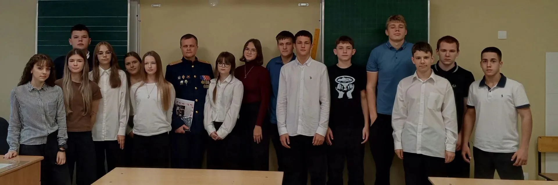 В преддверии Дня отца, который в этом году будет отмечаться 18 октября, у учеников 9 "В...