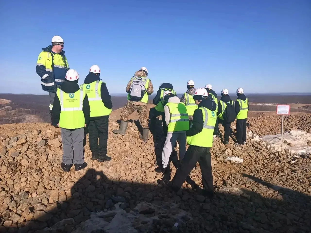 🏭 Знакомство с профессиями начинается со школьной скамьи!