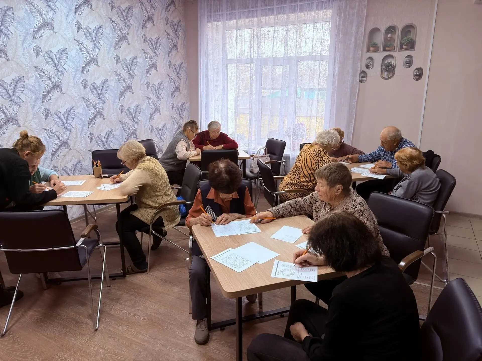 ☕ Будни отделения дневного пребывания граждан пожилого возраста и инвалидов: тепло, заб...