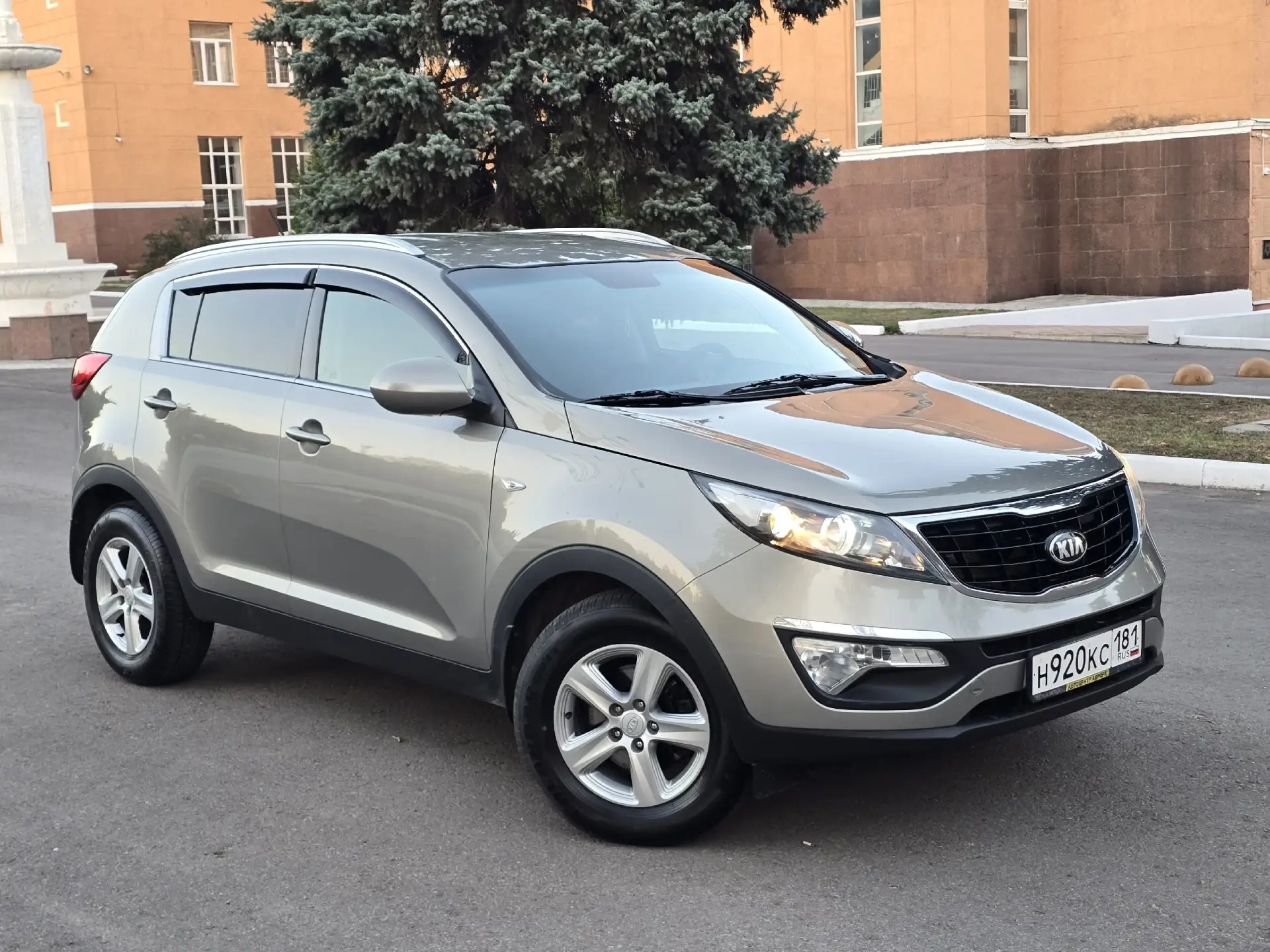 Киа Спортедж 2014 год. 2.0 автомат
