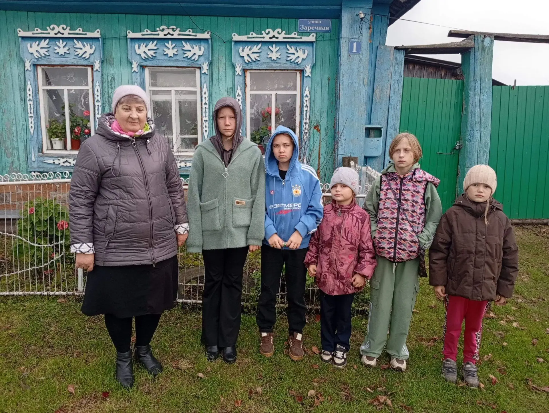 11 октября юные  участники клуба «Непоседы» вместе с сотрудником Камышевского сельского...