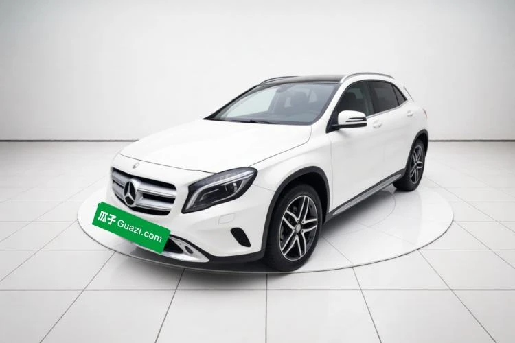 🚗 Mercedes-Benz 2017