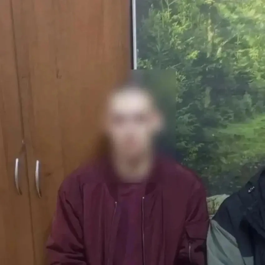 А вот и те самые извинения на камеру, которых якобы не было. Ахахаха.