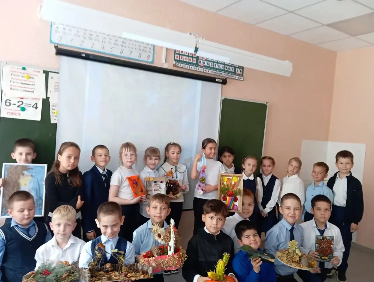 Буген 2б классында Сомбелэ бэйрэме уткэрелде. Балалар тапкырлыкта, зирэклектэ коч сынаш...