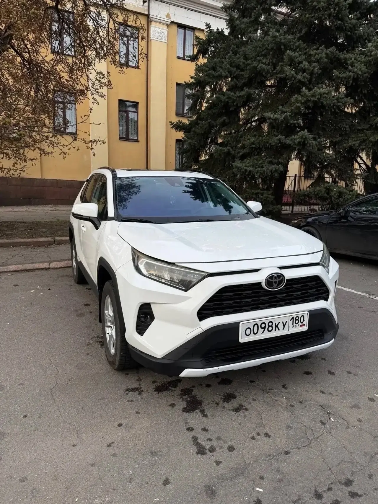Toyota Rav 4 XLE AWD