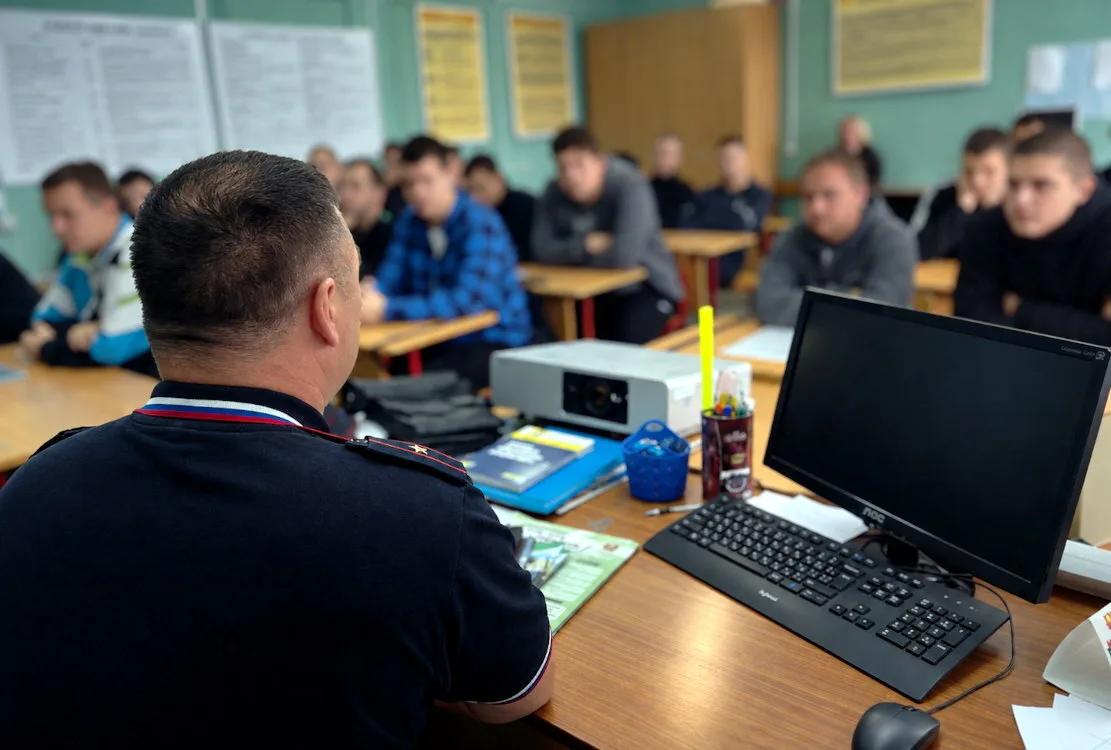 Госавтоинспекция продолжает профилактическую работу с начинающими водителями