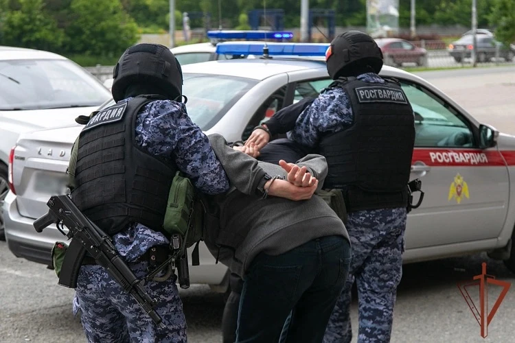 24-летний парень ударил оппонента ножом и попытался скрыться от Росгвардии