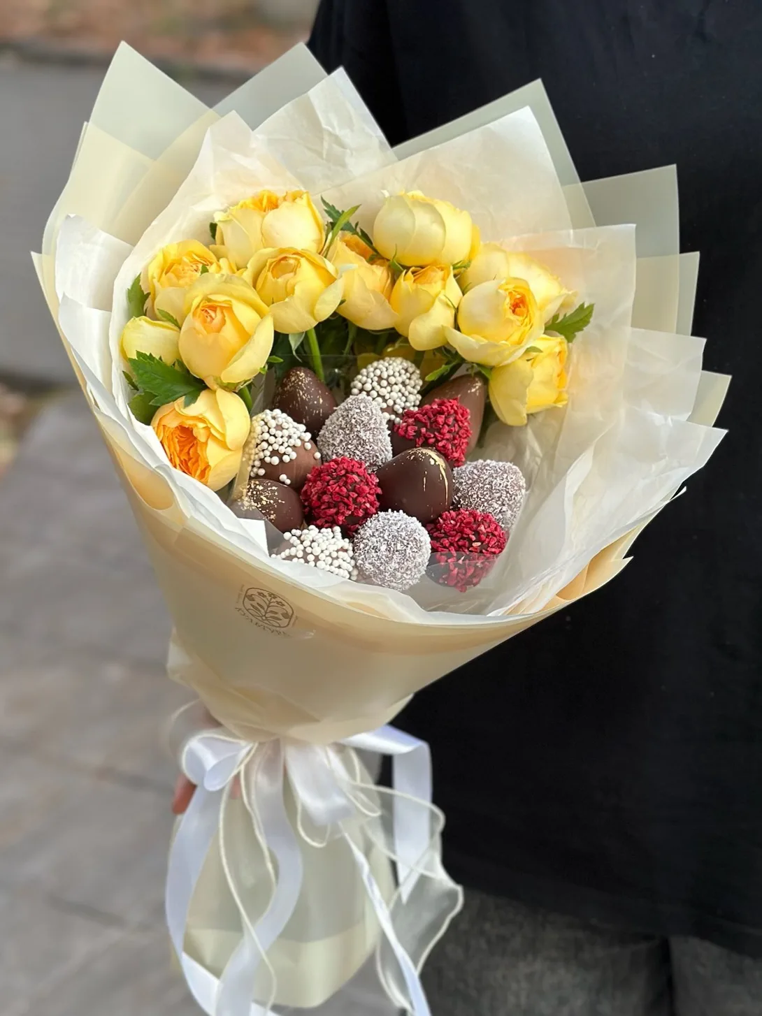 Золотая осень в клубничных букетах 💛