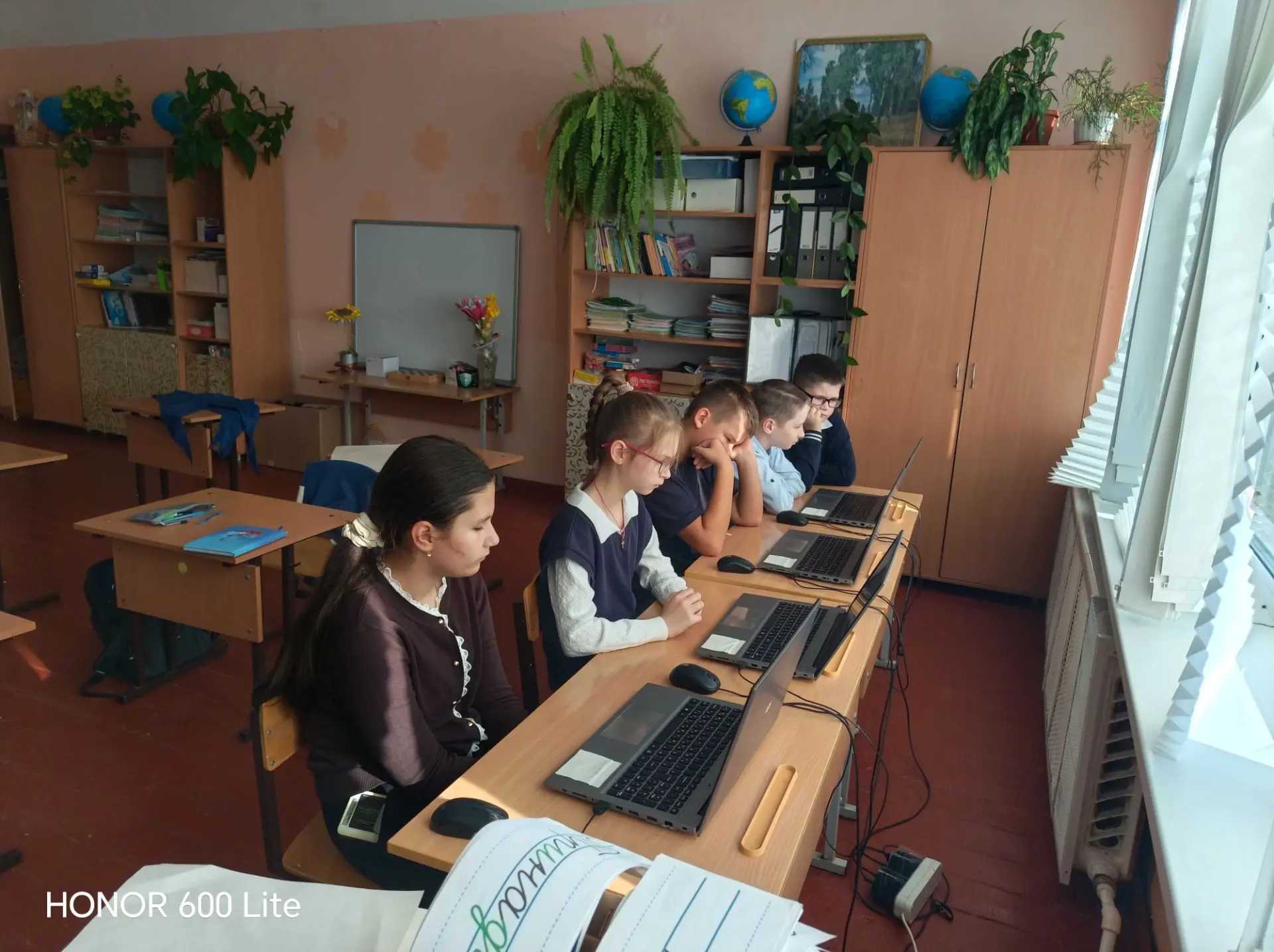 Сегодня в нашей "Школе юного эколога" прошло увлекательное занятие, посвящённое Междуна...