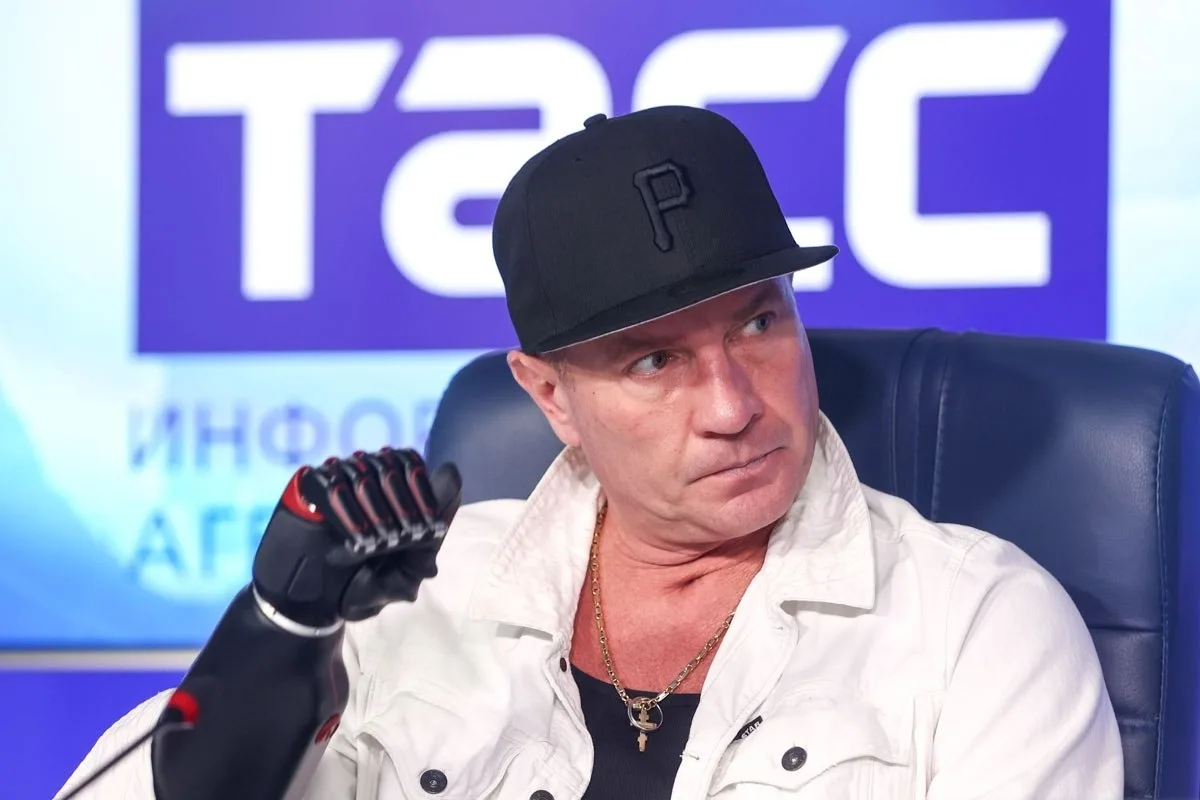 🔴 Роман Костомаров рассказал, как поддержка близких помогла ему выжить
