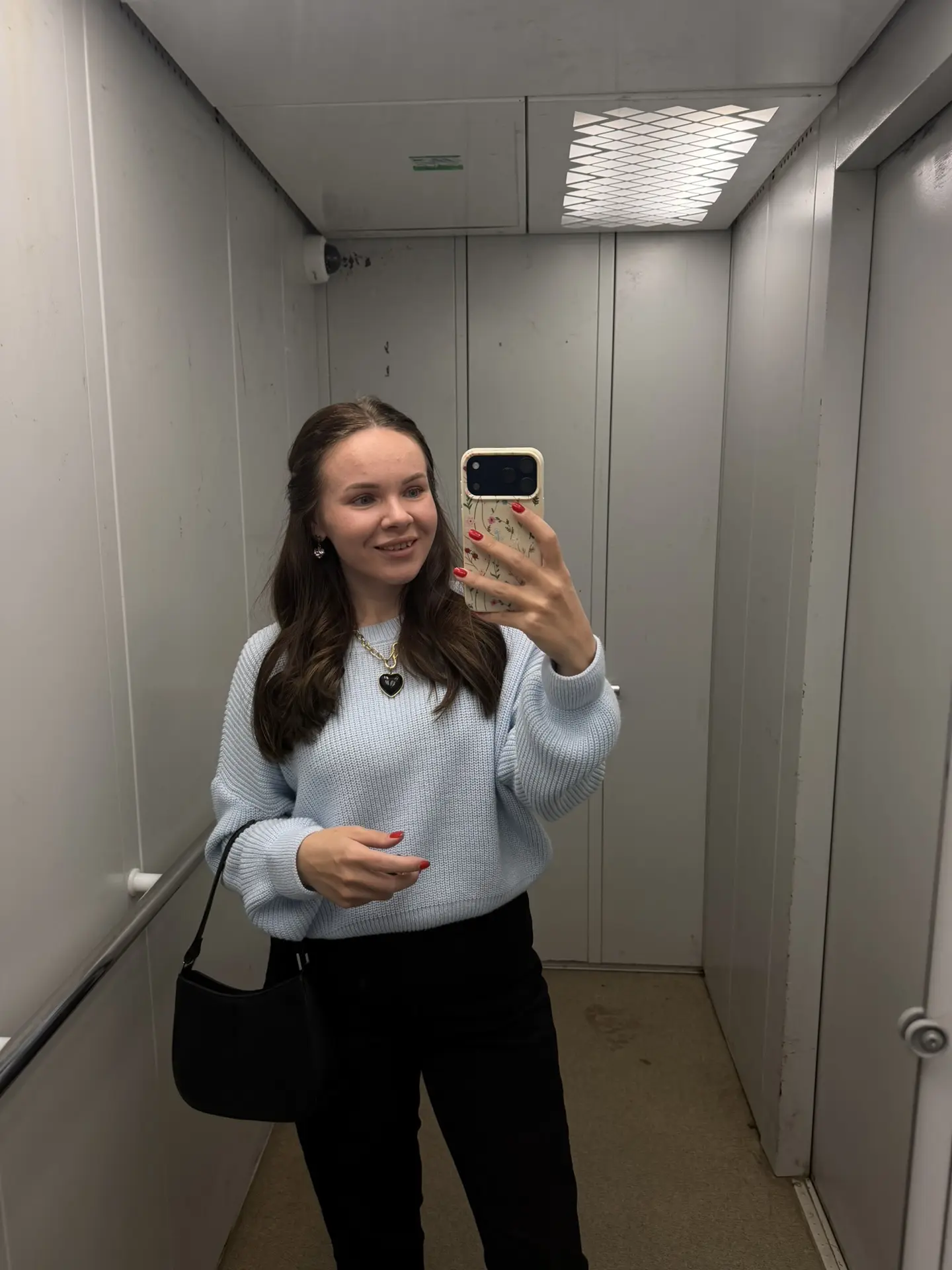 Лицо человека, который едет тратить 80.000 рублей😂❤️‍🔥