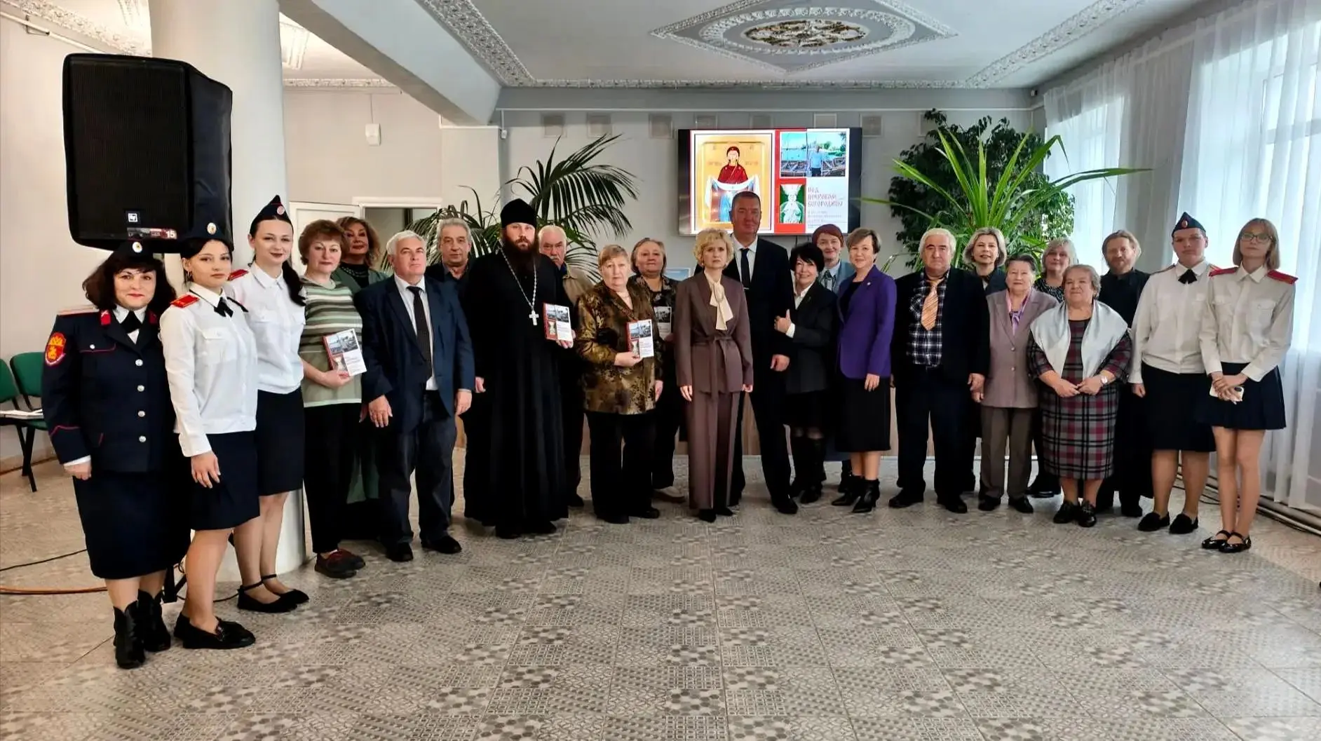 С Александром Васильевичем Агошковым я познакомилась во время совместной учебы.