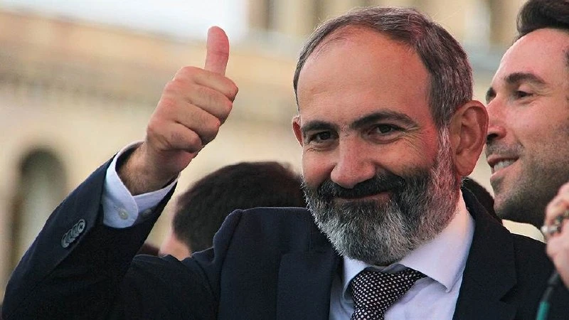 🇦🇲🇦🇿 Пашинян предложил передвинуть границы между Арменией и Азербайджаном, чтобы уб...