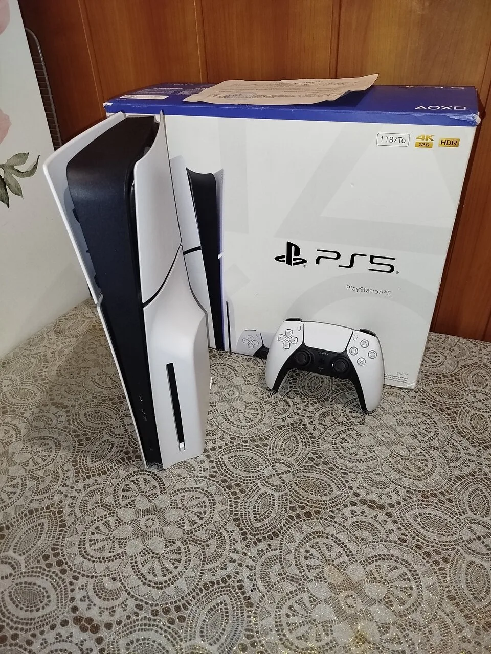 Продам Sony PS5 Slim, новая, Енакиево, 57 000 рублей