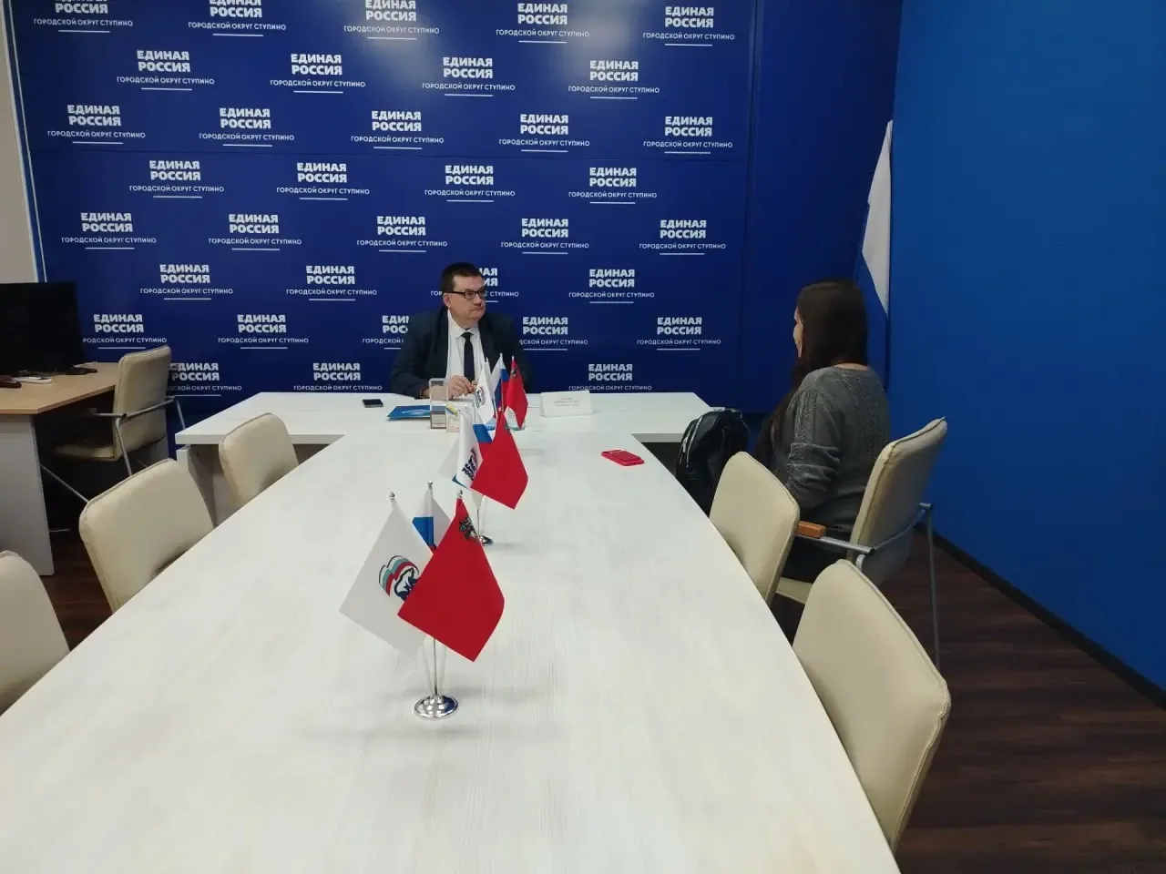 СТУПИНО. Провёл приём граждан в общественной приёмной партии «Единая Россия».