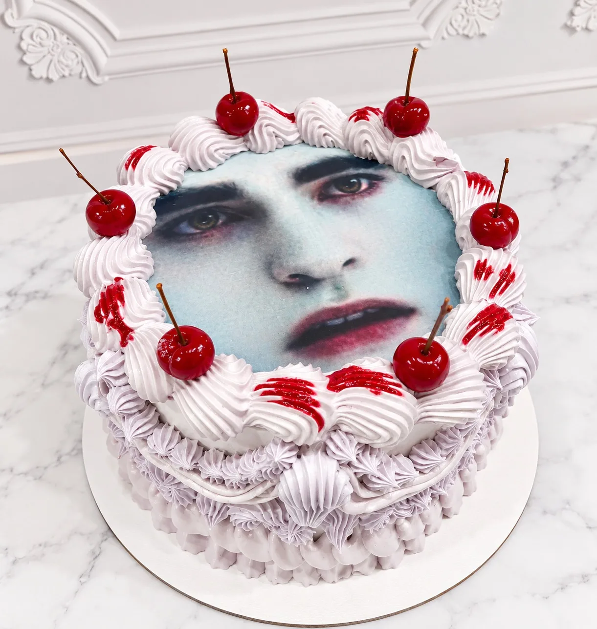 🍒 Торт эффектный, нежный и по-настоящему особенный! 🤍