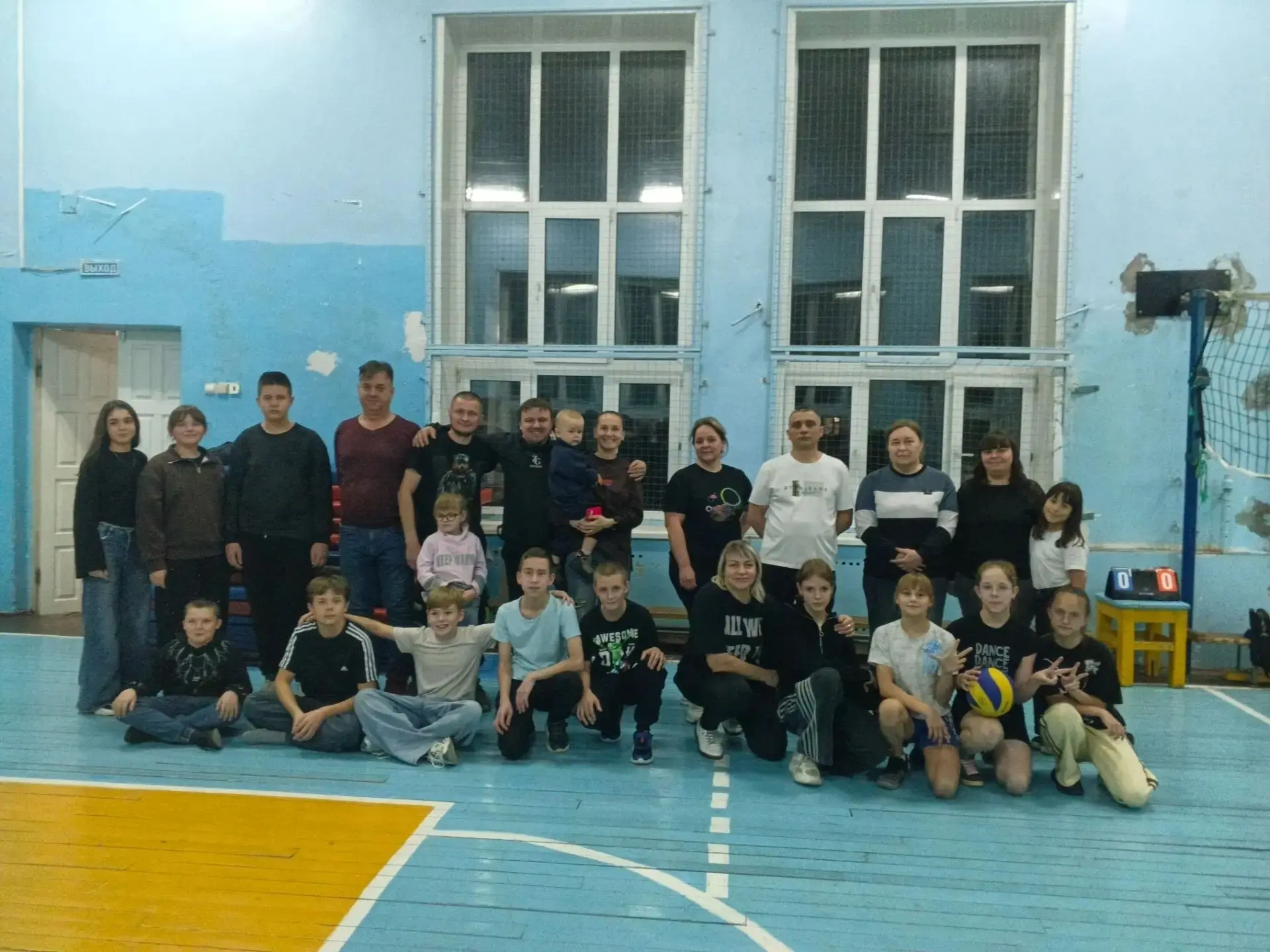 15 октября в 6 „Б“ классе прошёл увлекательный час совместного отдыха — дружеский матч ...