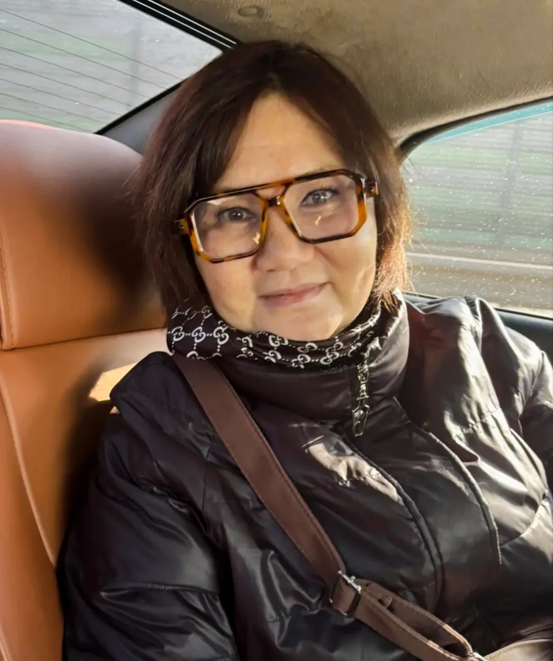 Вчера вечером проверяла - было 223 подписчика. Сегодня утром блин, уже 222.