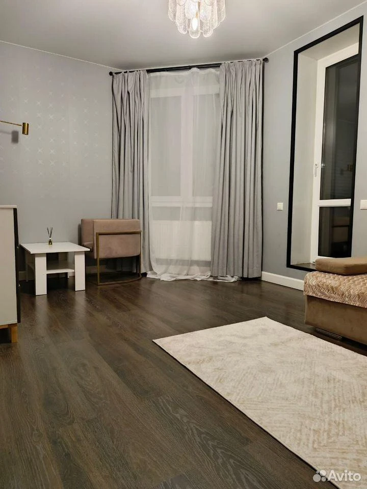 Сдам без посредников: 1-комнатная квартира, 38м²