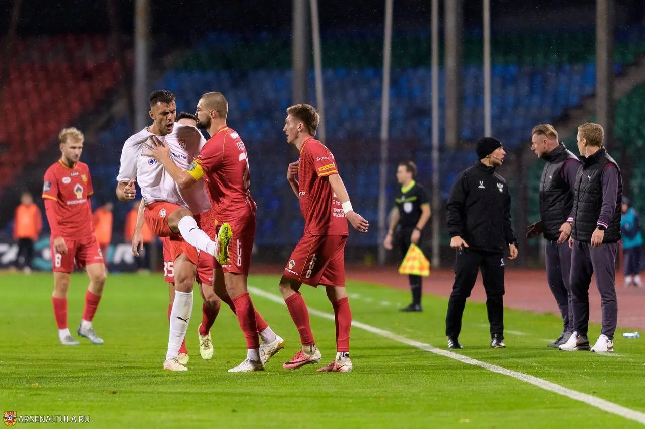 Сейчас старшего брата позову 👊🏻