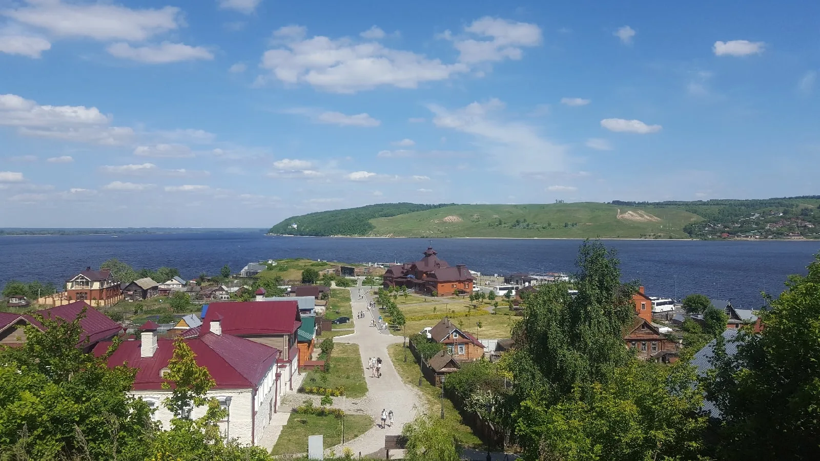 Многие из вас знают нашу детскую экскурсию «Сказки старинной Казани», где ребята с крас...