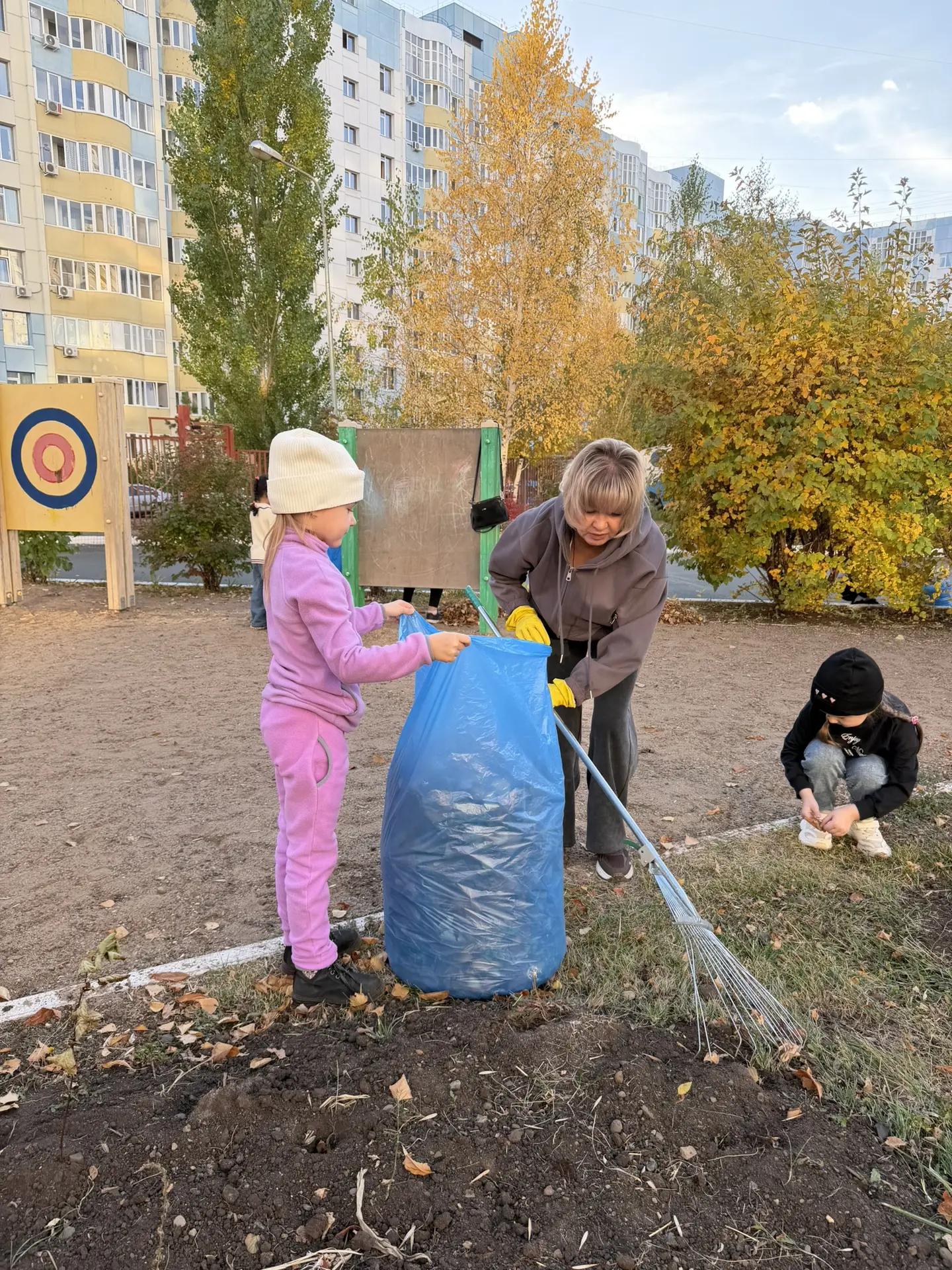 🎉 Субботник прошёл дружно и весело! 🎉