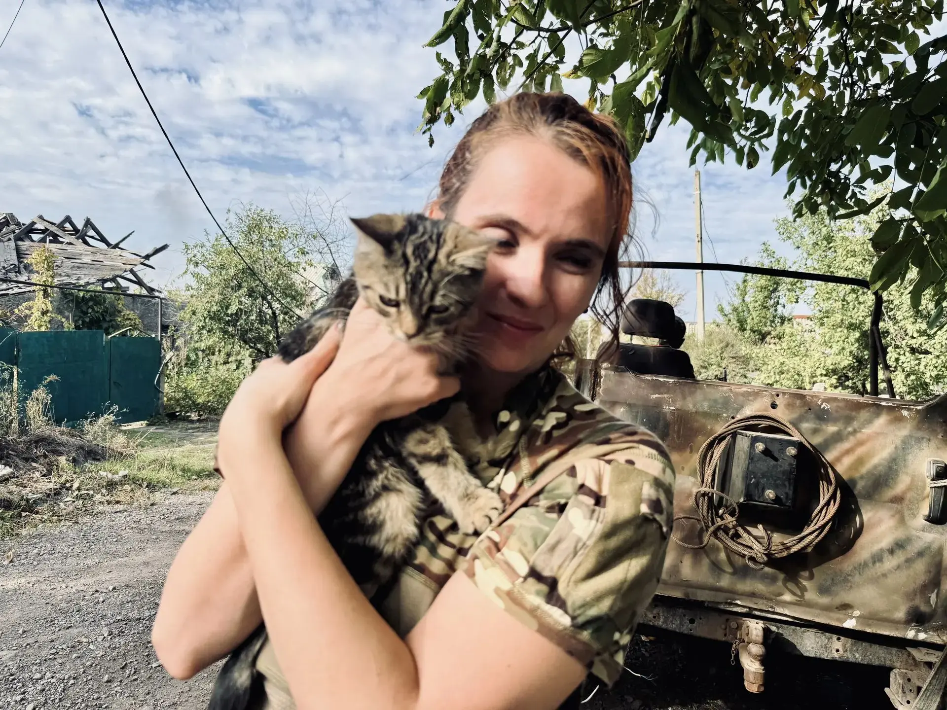 Записываем вчера рассказ мирных жителей в одном городе, освобожденном в конце прошлого ...